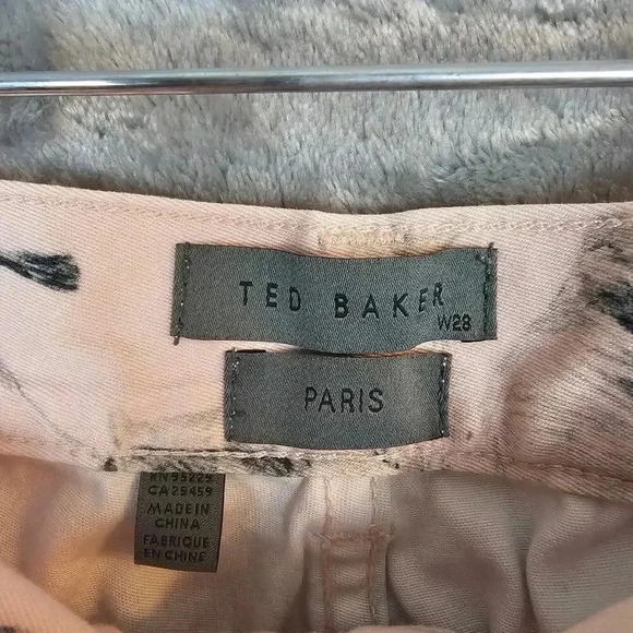 Ted Baker Pants Womens 28 Pink Animal Print Zebra Floral Festival Artsy - Picture 6 of 9